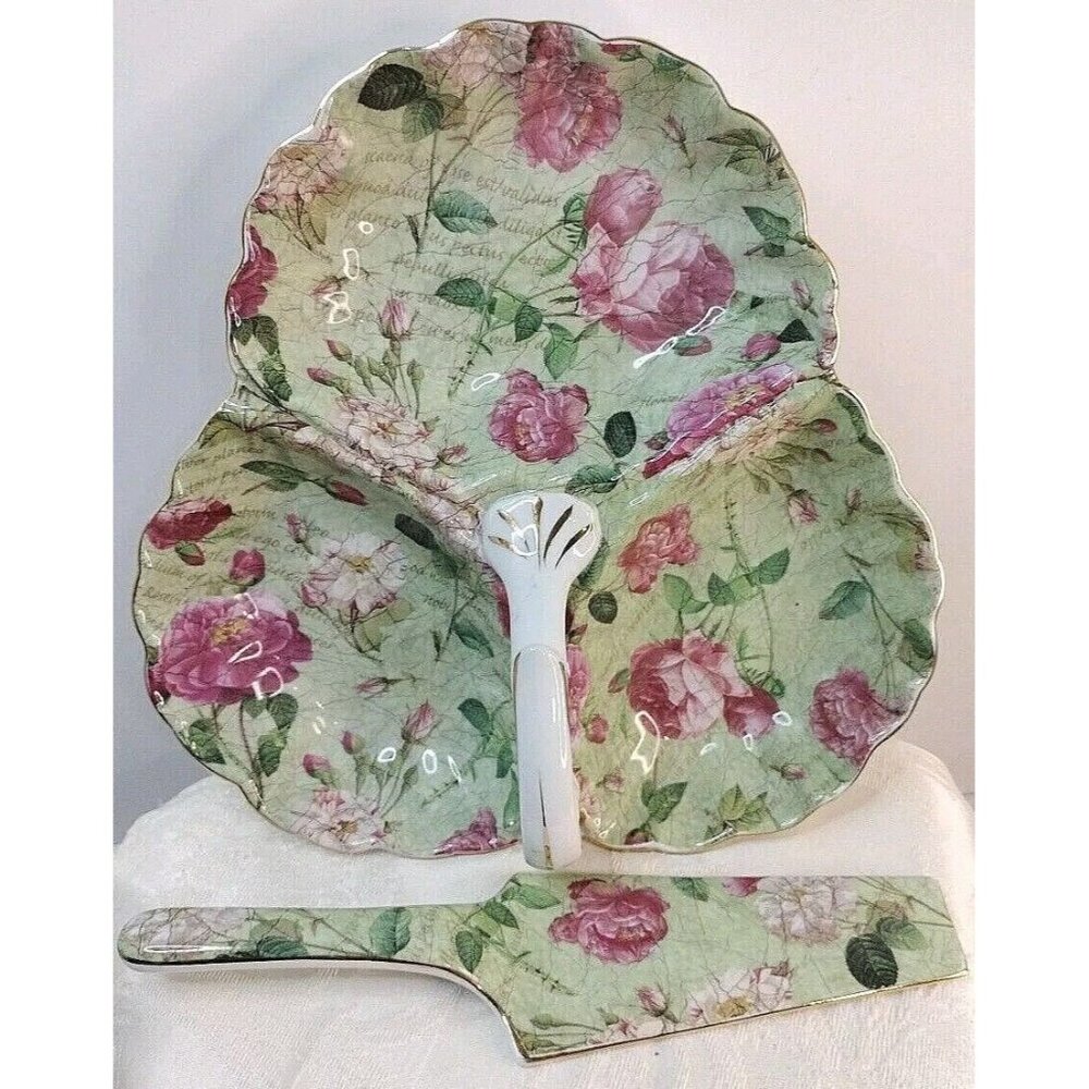Royal Danube Cottage Core Floral 3 Part Serving Dis Tray W/Spatula Green & Pink